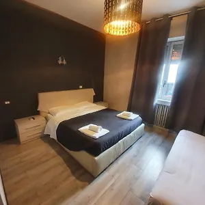 Pensjonat Sira House
